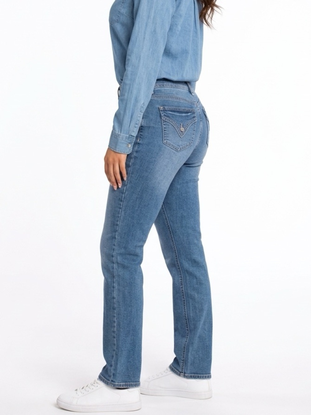 EUC Hudson SZ 16 blue straight leg jeans/rear button flap pockets/waist 38”-42”